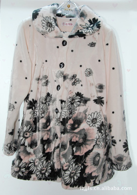 批发代理聚锦服饰 高质量雅伦世家粉红花边睡衣，价格优惠，信赖选择