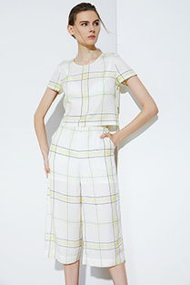 彩知丽女装 加盟代理新机遇，共创时尚未来